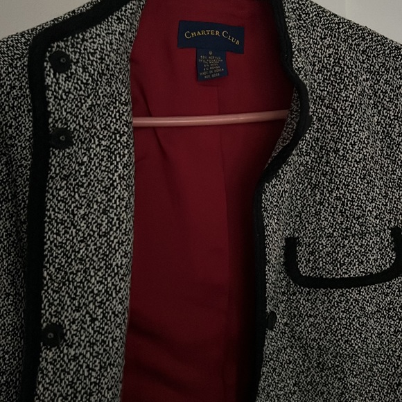 Charter Club blazer size 8. Like new condition. - Picture 4 of 7